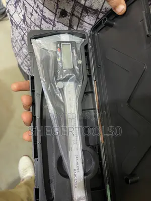 Digital Caliper Meter