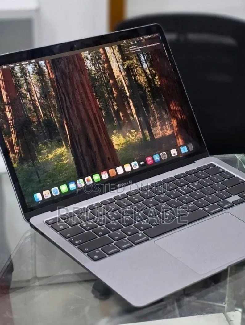 New Laptop Apple MacBook Air 2020 M1 8GB Apple M1 SSD 256GB
