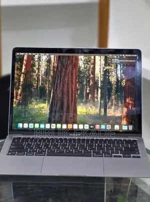 New Laptop Apple MacBook Air 2020 M1 8GB Apple M1 SSD 256GB