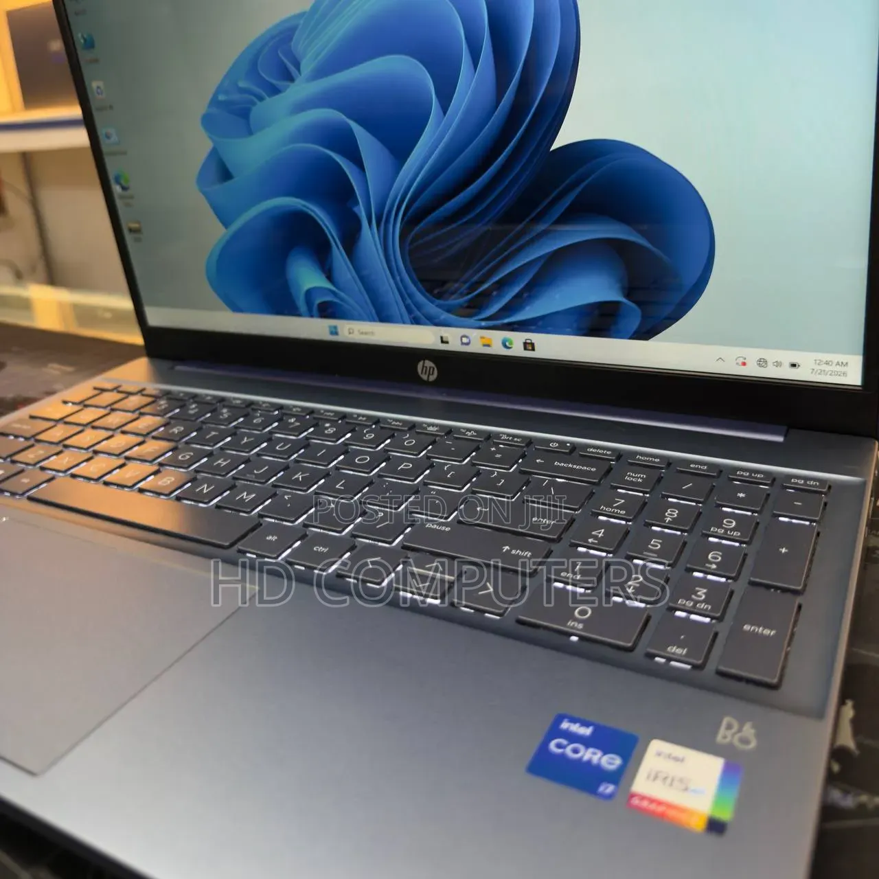 New Laptop HP 14-dq1088wm 16GB Intel Core i7 SSD 512GB