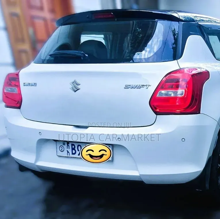 Suzuki Swift 2021 White