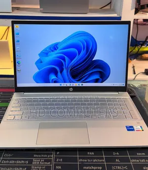 New Laptop HP Pavilion 15 16GB Intel Core i7 SSD 512GB