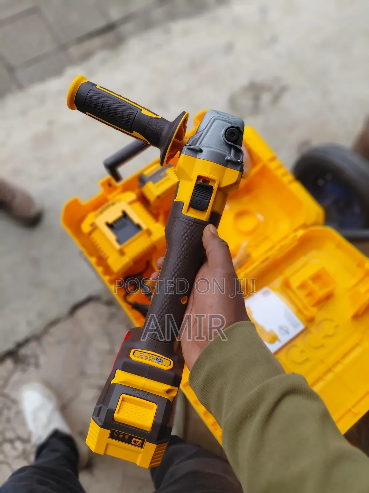 Rechargeable Angle Grinder 20V Ingco