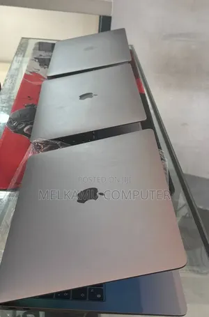 New Laptop Apple MacBook Air 2020 M1 8GB Apple M1 SSD 256GB
