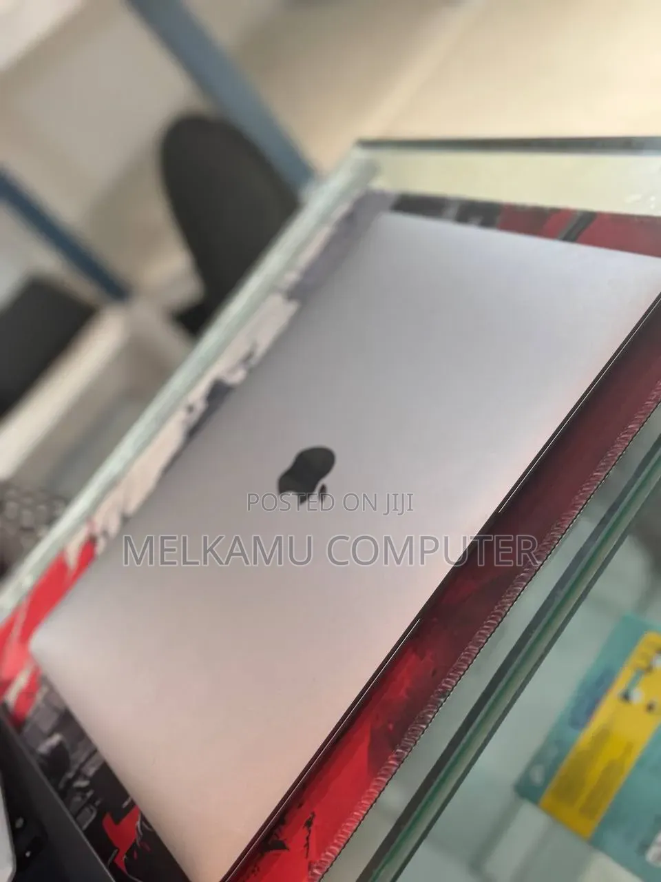 New Laptop Apple MacBook Air 2020 M1 8GB Apple M1 SSD 256GB