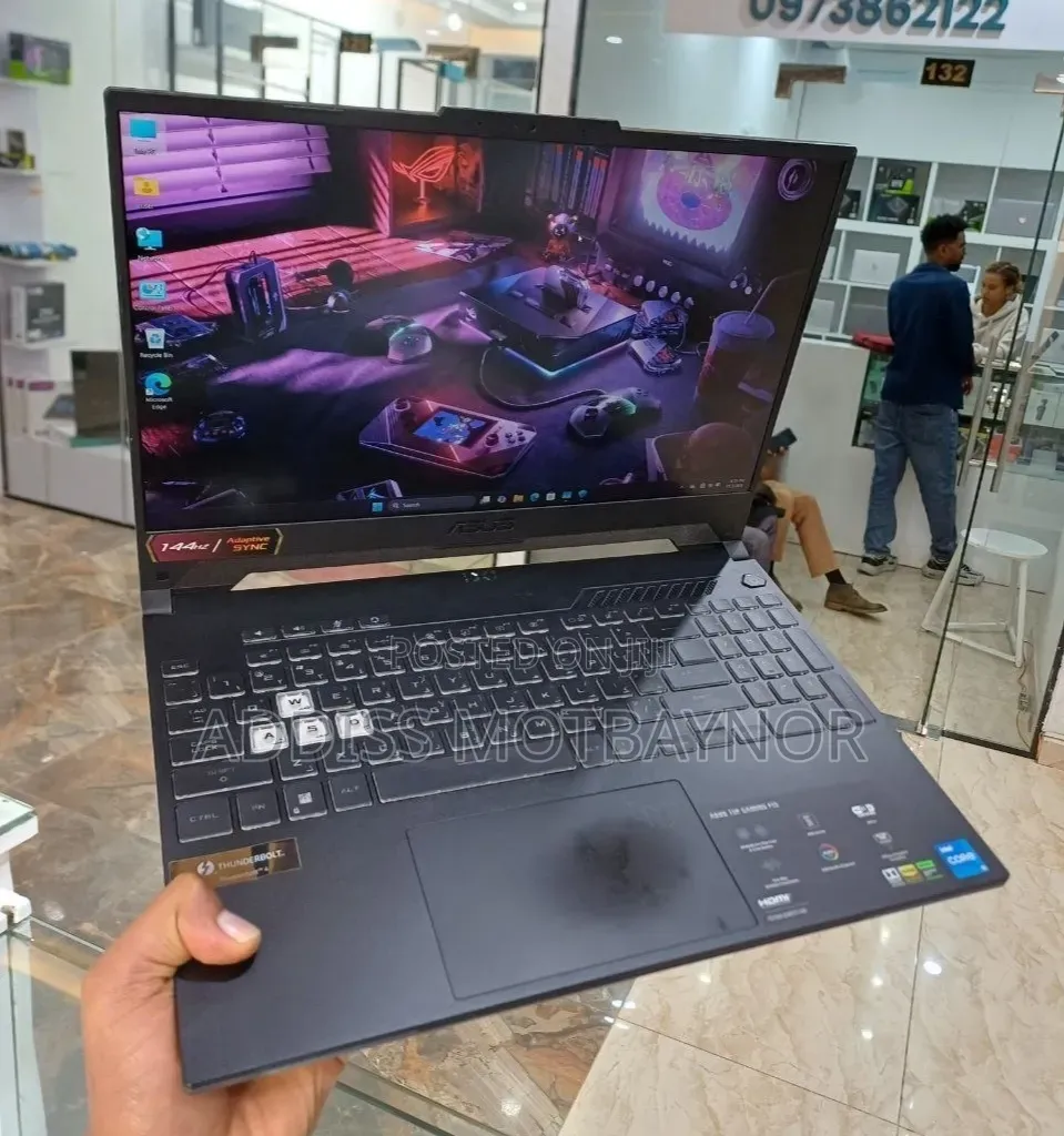 New Laptop Asus ROG Strix G15 16GB Intel Core i9 SSD 512GB
