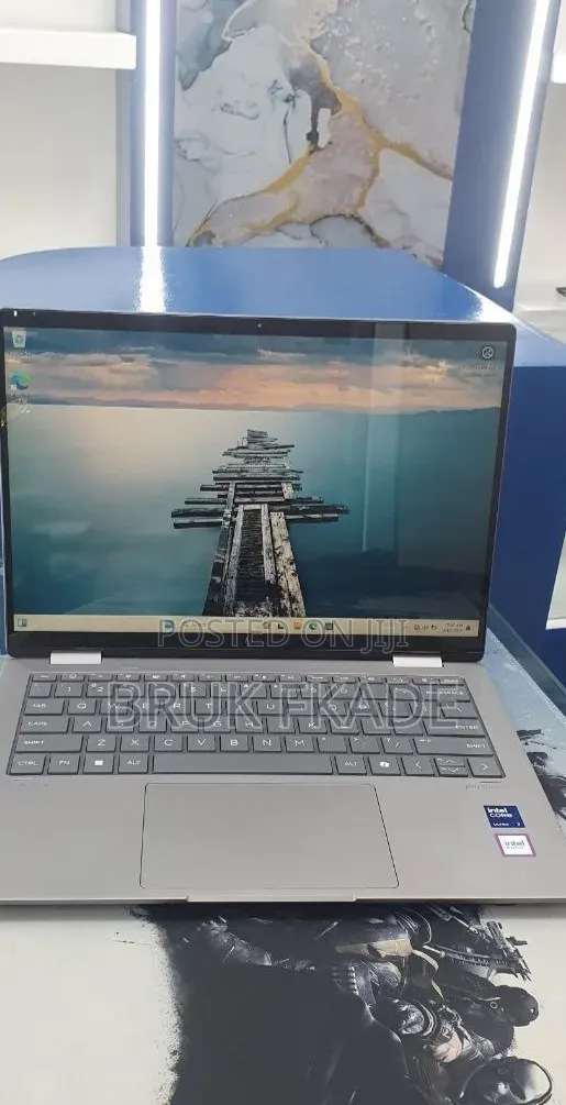 New Laptop HP Envy x360 32GB Intel Core Ultra 7 SSD 1T