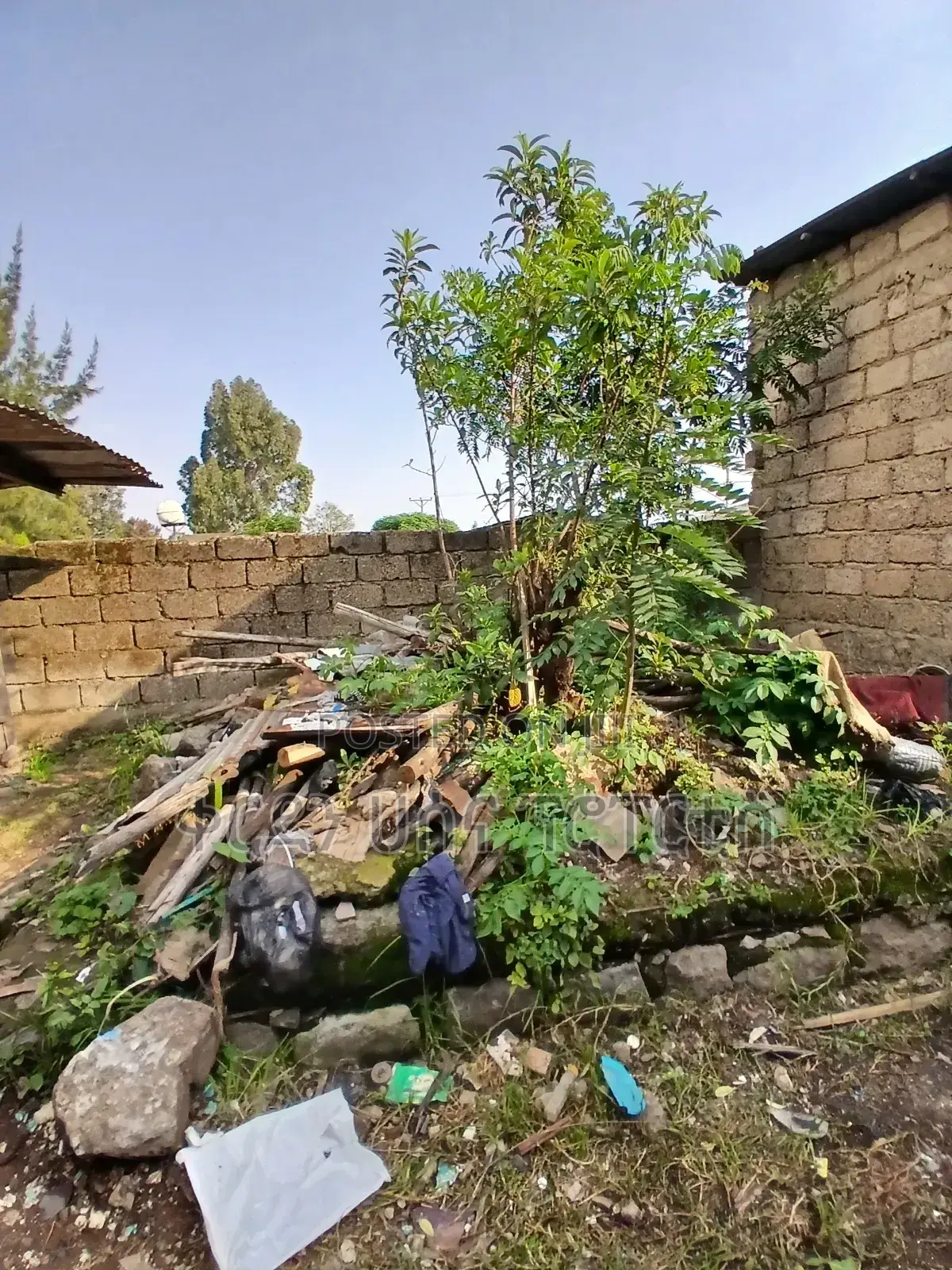 3bdrm House in ቀርደን ሀሰና ፕሮፐርቲስ, Lideta for sale