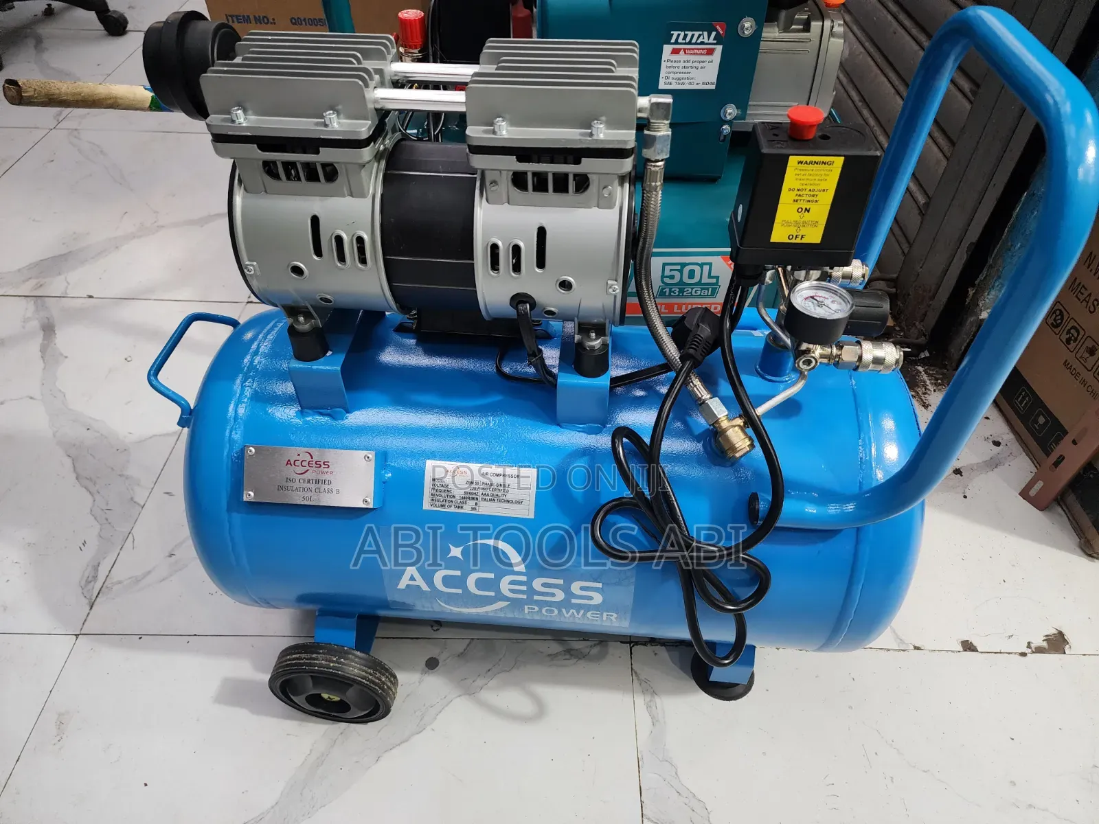 ACCESS 50-Liter Air Compressor
