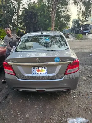 Suzuki Dzire 2022 Gray