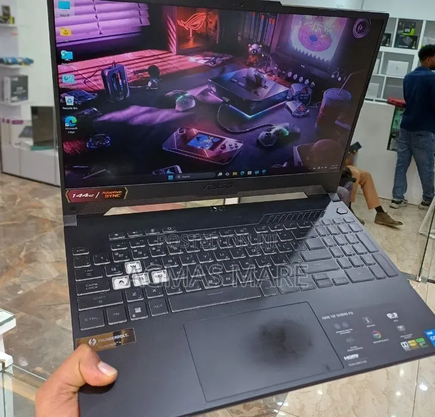 New Laptop Asus TUF Gaming F15 16GB Intel Core i7 SSD 512GB