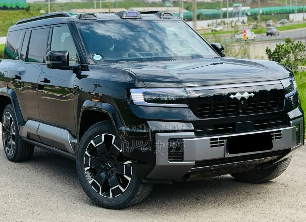 BYD Leopard 8 2.0 Hybrid AWD 2025 Black