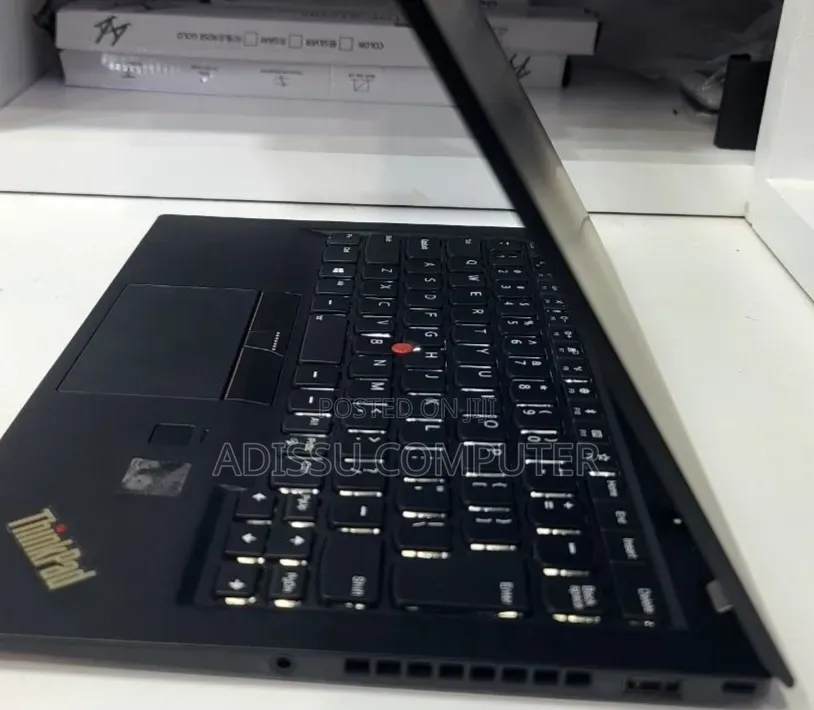 New Laptop Lenovo ThinkPad X1 8GB Intel Core i5 SSD 512GB