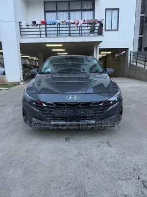 Hyundai Avante 2021 Gray