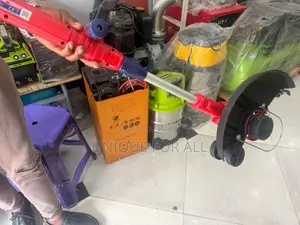 Electric or Battery-Powered Grass Trimmer