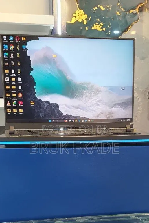 New Laptop Asus ROG Strix G15 16GB Intel Core i9 SSD 1T