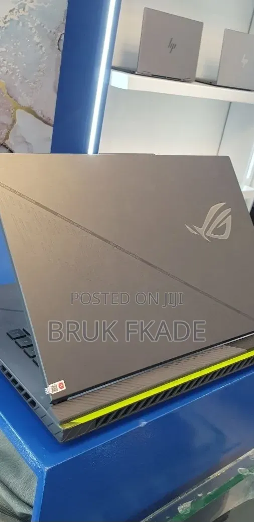 New Laptop Asus ROG Strix G15 16GB Intel Core i9 SSD 1T