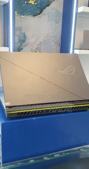 New Laptop Asus ROG Strix G15 16GB Intel Core i9 SSD 1T