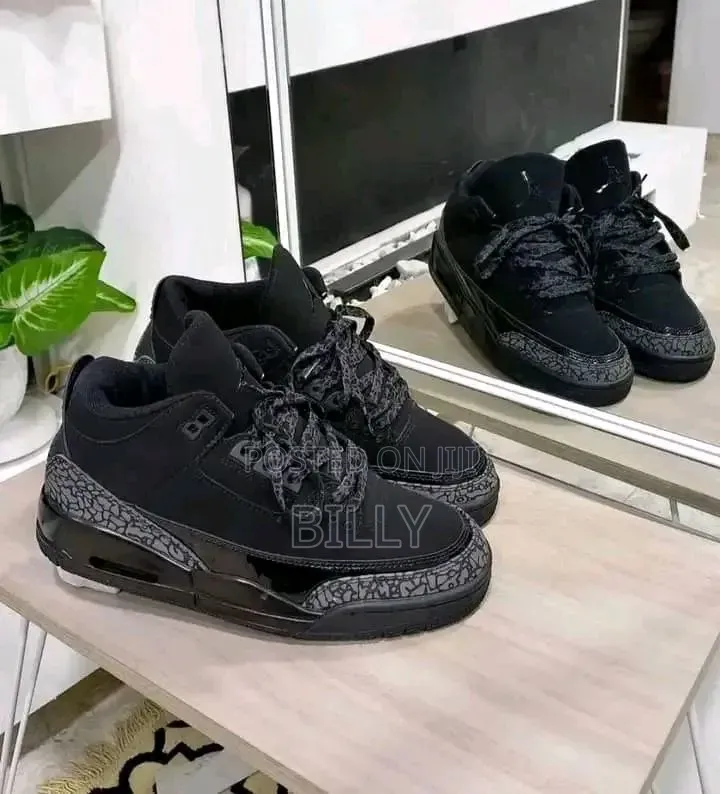 Jordan 3 Black Cat