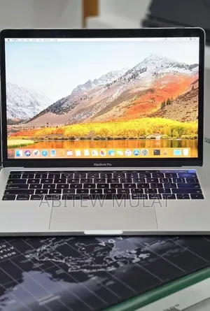 New Laptop Apple MacBook Pro 2019 16GB Intel Core i7 SSD 512GB