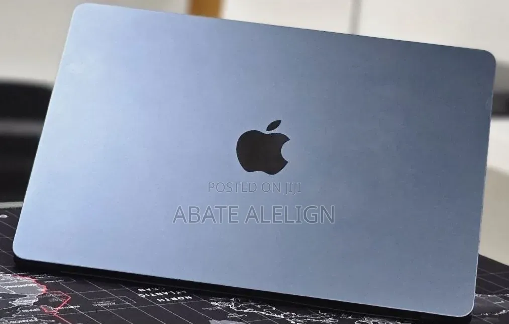 New Laptop Apple MacBook Air 2022 M2 8GB Apple M2 SSD 256GB