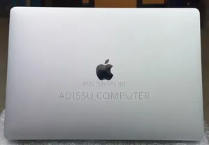 New Laptop Apple MacBook 2018 16GB Intel Core i7 SSD 256GB