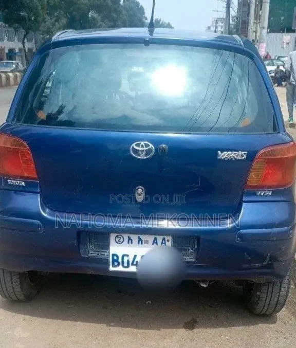 Toyota Yaris 2004 Blue