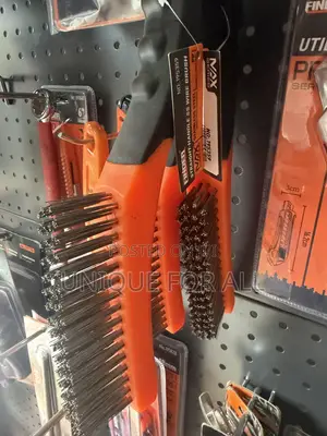 Finder Straight-Handle Stainless Steel Wire Brush