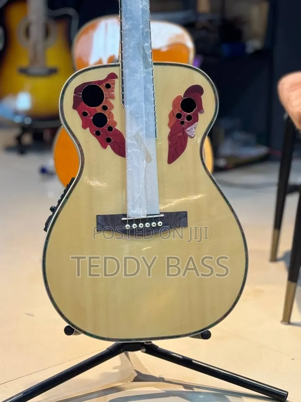 Singer Box Guitar