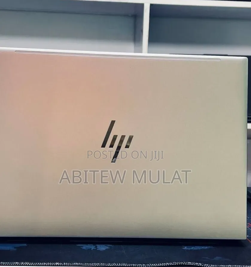 New Laptop HP EliteBook 860 G10 32GB Intel Core i7 SSD 1T