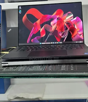 New Laptop Dell Precision 5560 16GB Intel Core i7 SSD 512GB