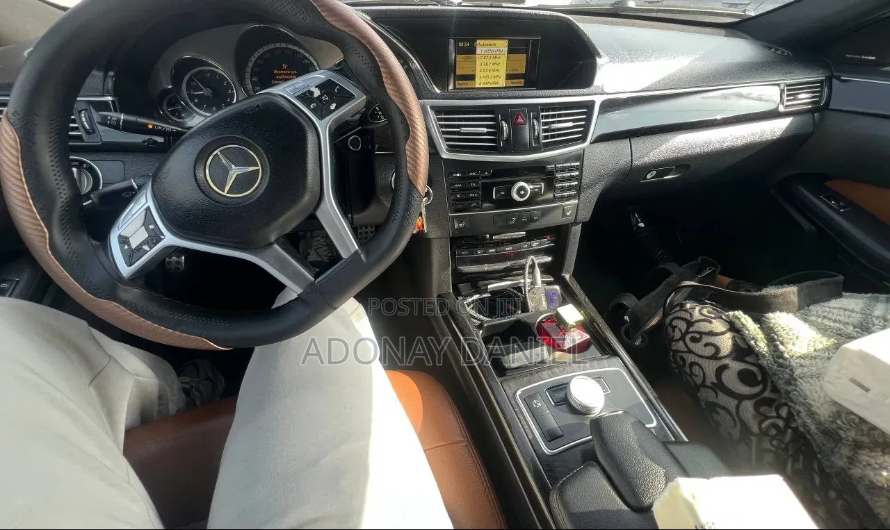 Mercedes-Benz E200 2013 Silver
