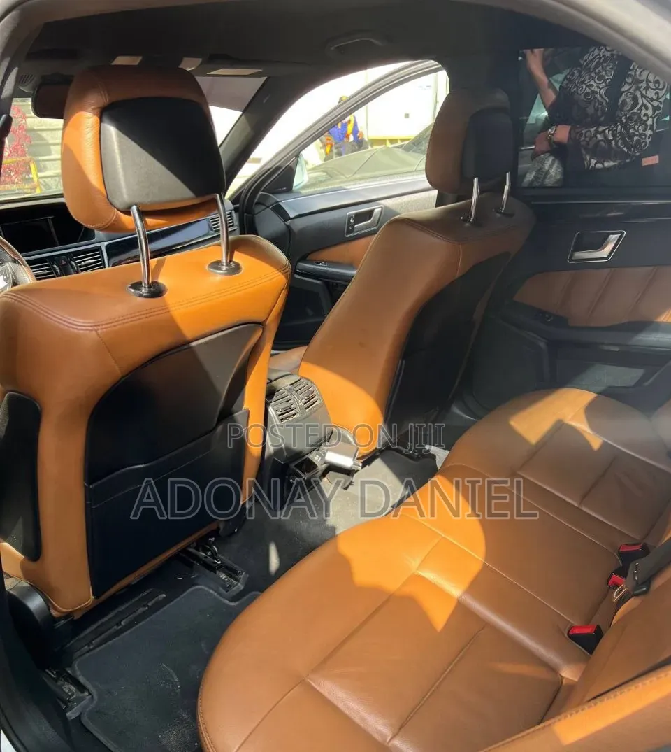 Mercedes-Benz E200 2013 Silver