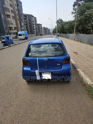 Toyota Vitz 2001 Blue