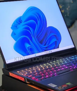 New Laptop Lenovo Legion 5 32GB AMD Ryzen 7 SSD 1T