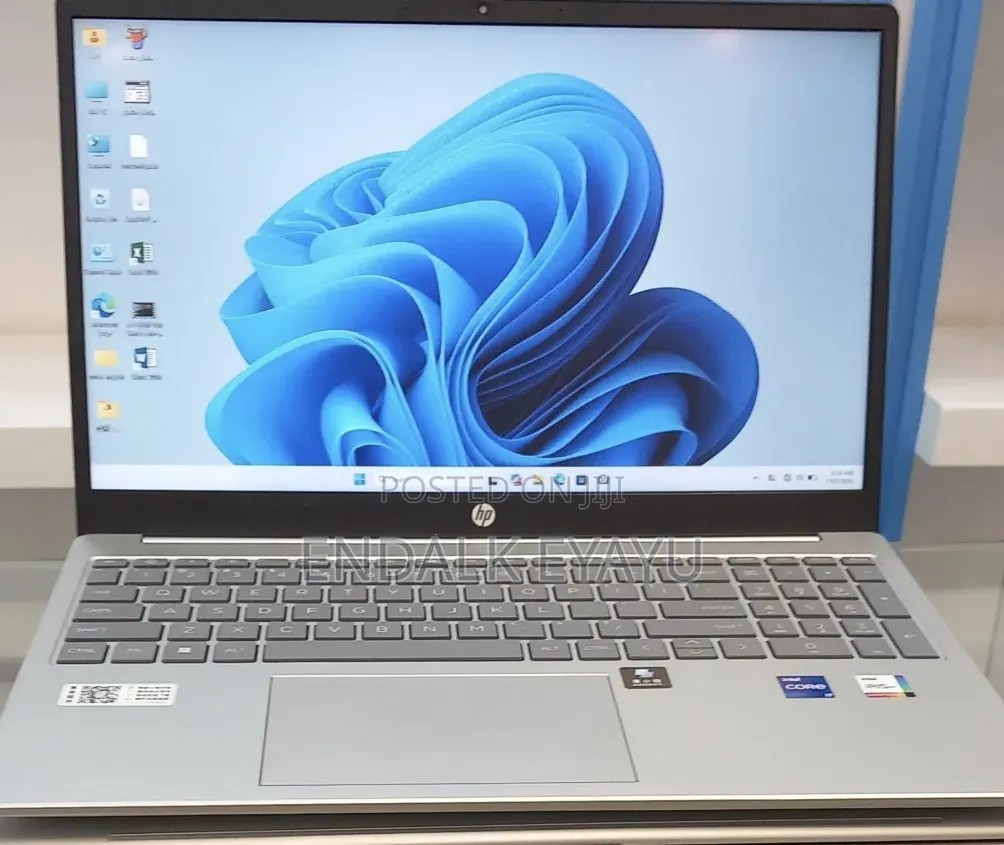 New Laptop HP 16GB Intel Core i7 SSD 512GB