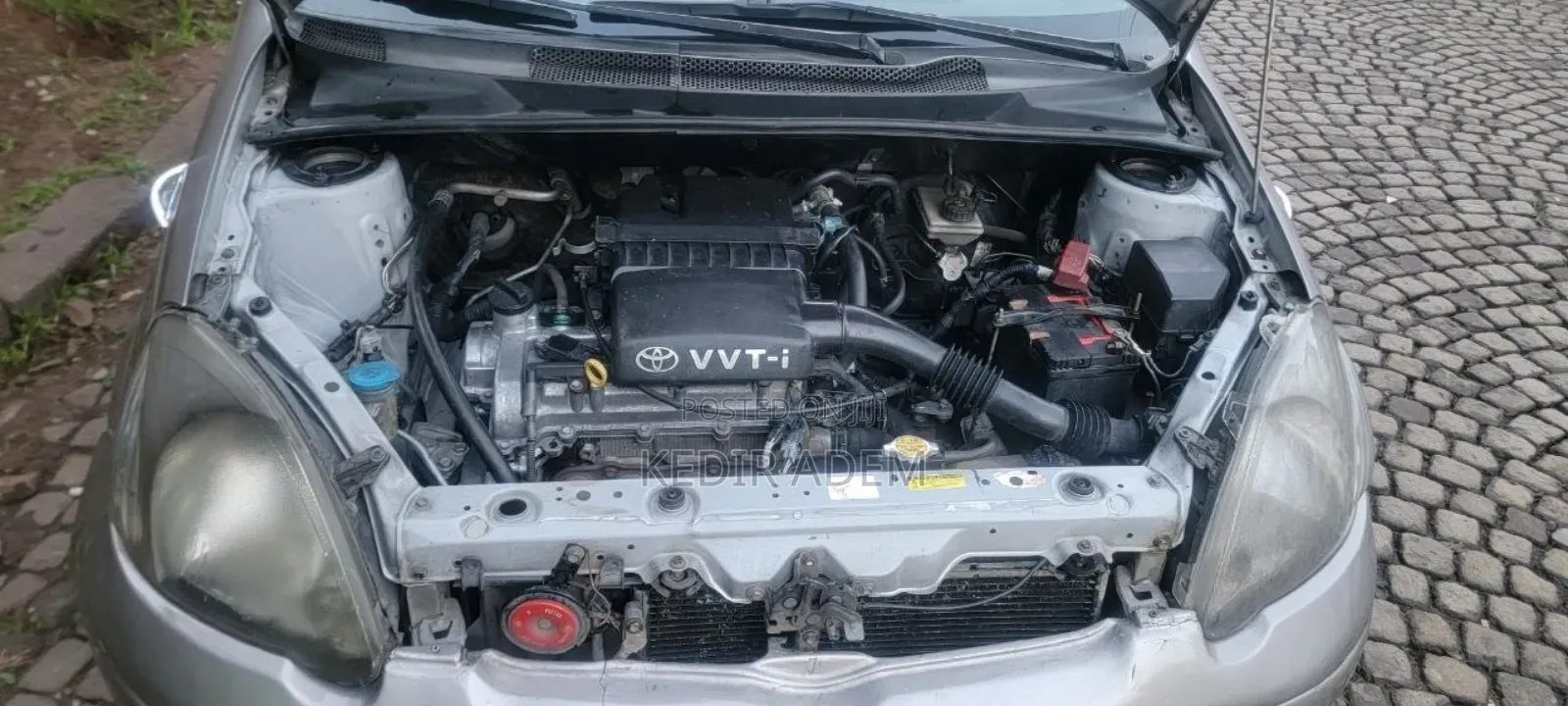 Toyota Yaris 2023 Gray
