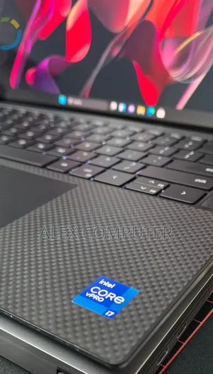 New Laptop Dell Precision 5560 16GB Intel Core i7 SSD 512GB