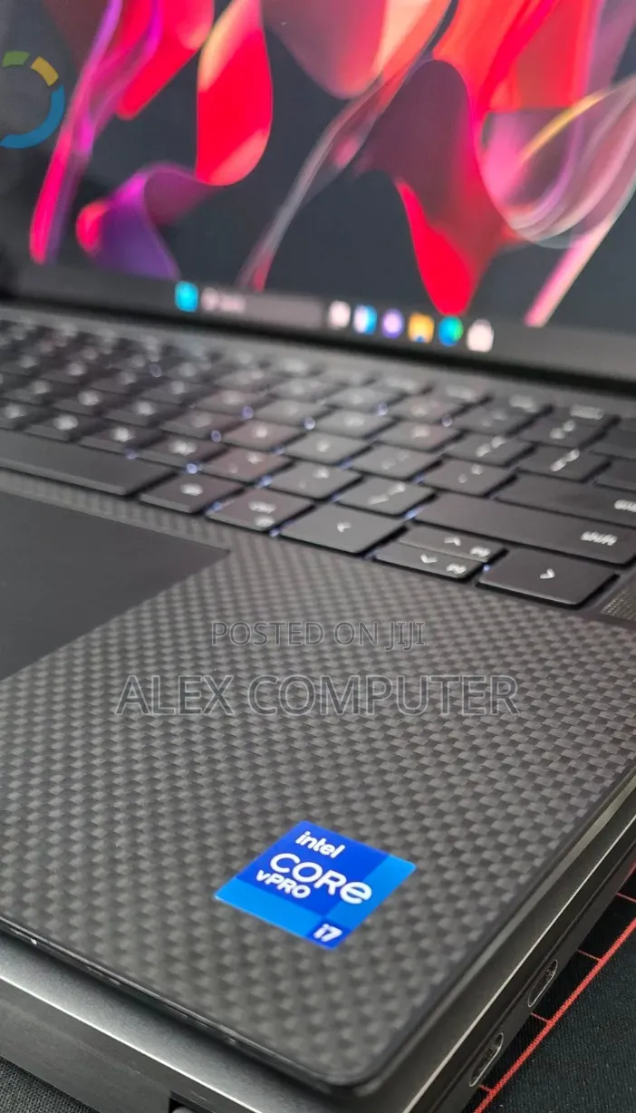 New Laptop Dell Precision 5560 16GB Intel Core i7 SSD 512GB