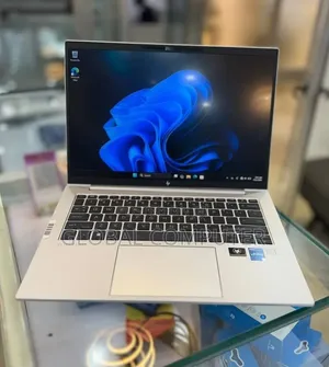 New Laptop HP EliteBook 840 G9 16GB Intel Core i7 SSD 512GB