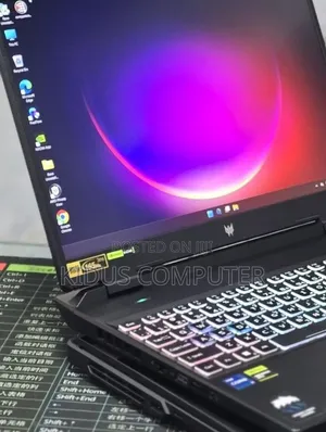 New Laptop Acer Predator Helios Neo 16 16GB Intel Core i7 SSD 512GB