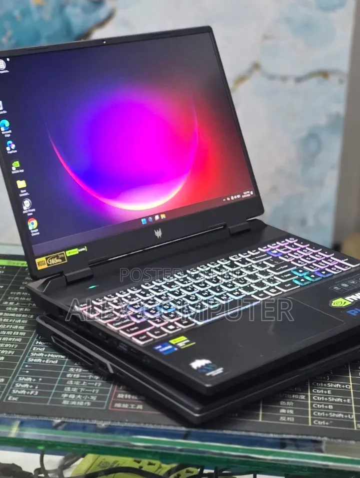 New Laptop Acer Predator Helios Neo 16 16GB Intel Core i7 SSD 1T