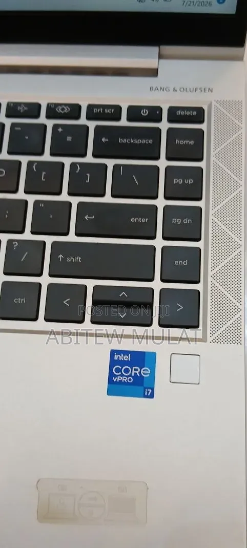 New Laptop HP EliteBook 840 G8 16GB Intel Core i7 SSD 512GB