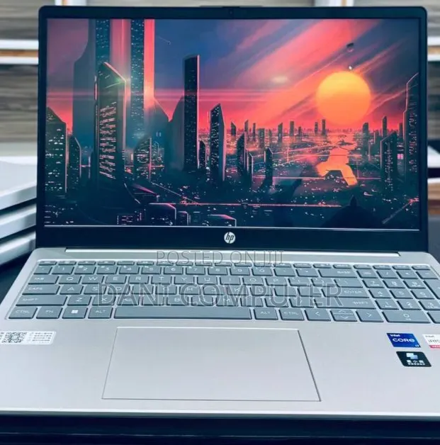 New Laptop HP Stream Notebook 16GB Intel Core i7 SSD 512GB