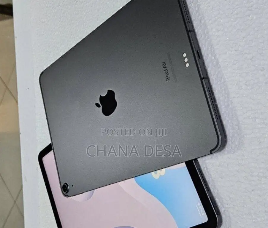New Apple iPad Air 64 GB