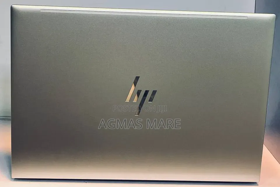 New Laptop HP EliteBook 860 G10 32GB Intel Core i7 SSD 1T