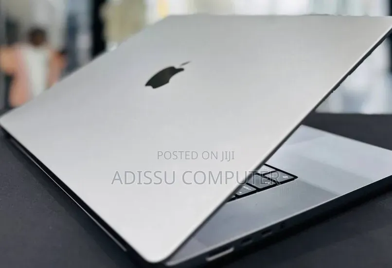 New Laptop Apple MacBook Pro 2021 M1 16GB Apple M1 SSD 512GB