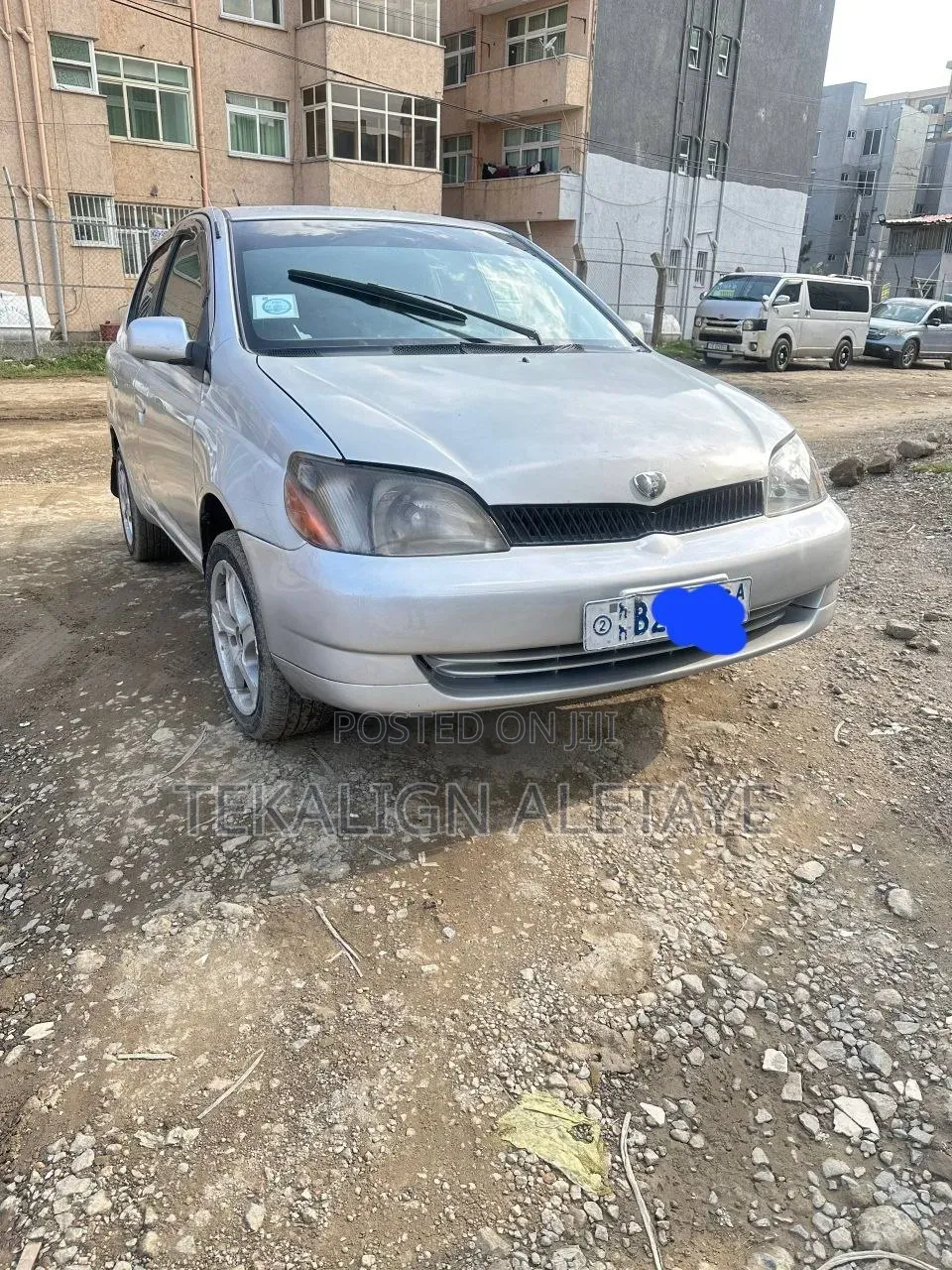 Toyota Platz 2001 Silver