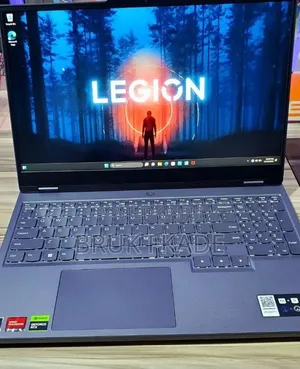 New Laptop Lenovo Legion 5 16GB AMD Ryzen 7 SSD 512GB
