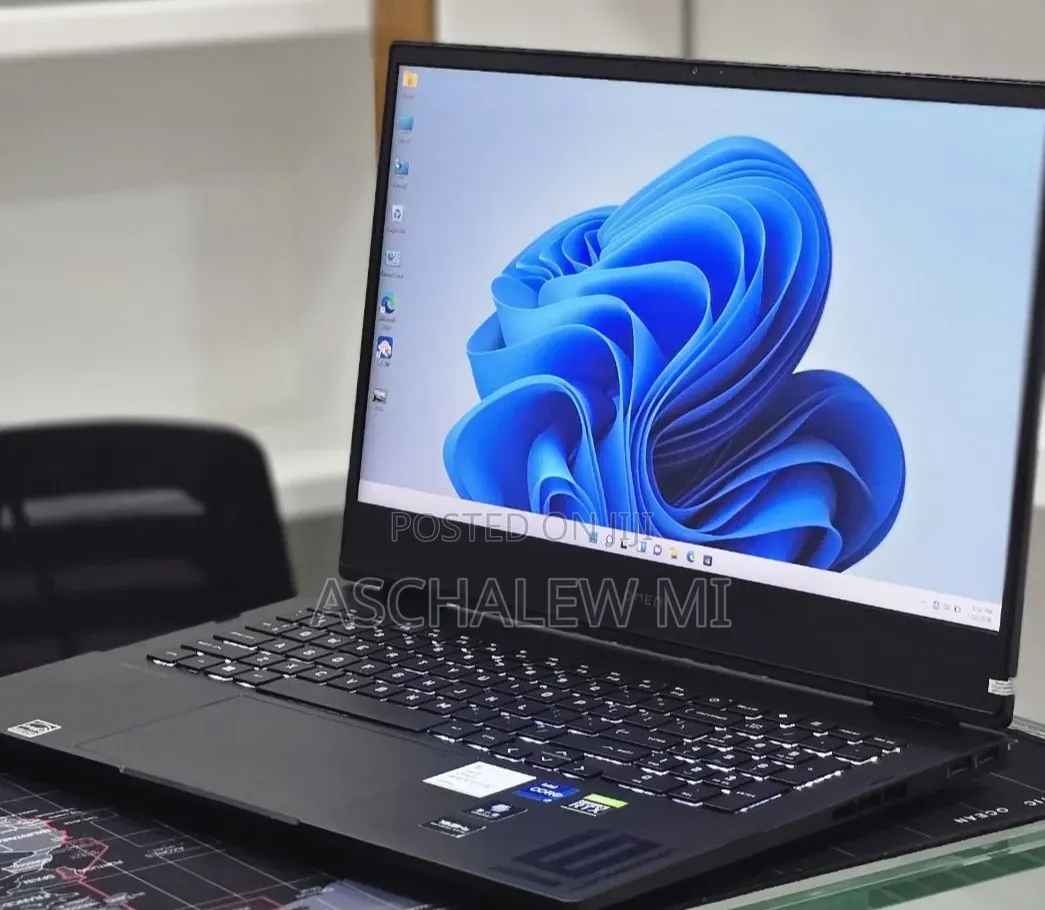 New Laptop HP Omen 16 16GB Intel Core i9 SSD 512GB